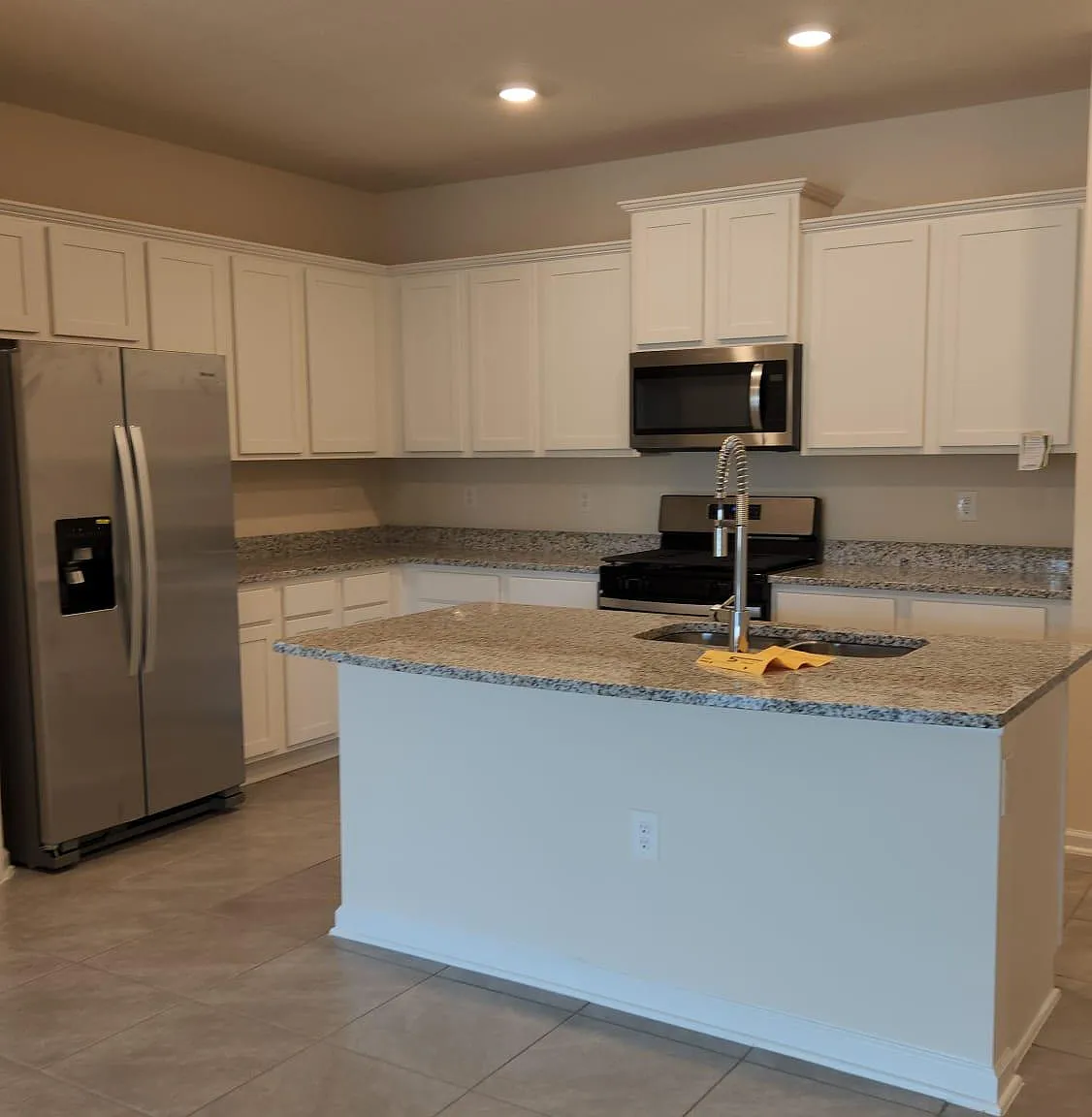 602 Coastline Way — Photo 3