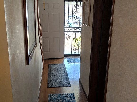4th image of 434 Eckman Ln