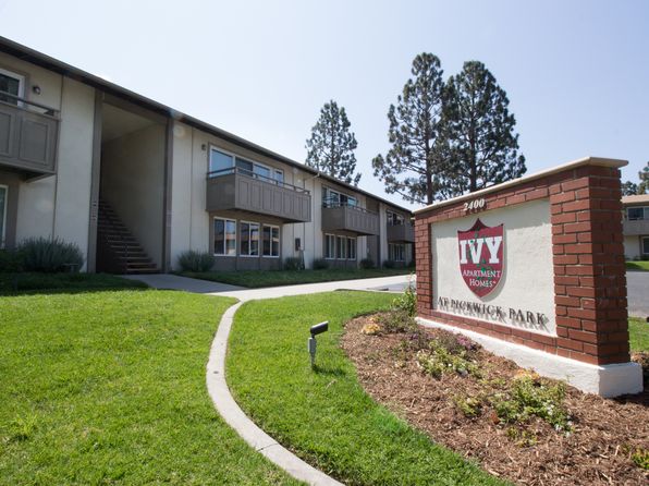 2400 Pickwick Dr #729edd9a3