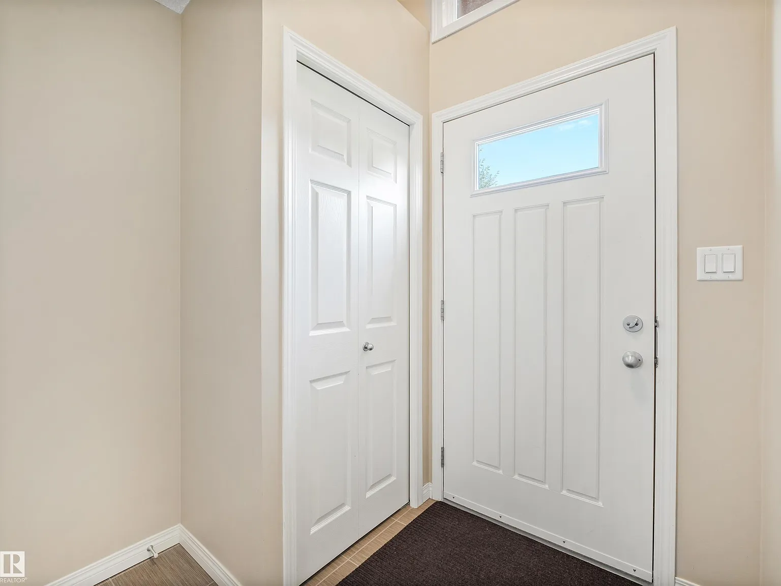 Novus Townhomes — Photo 4