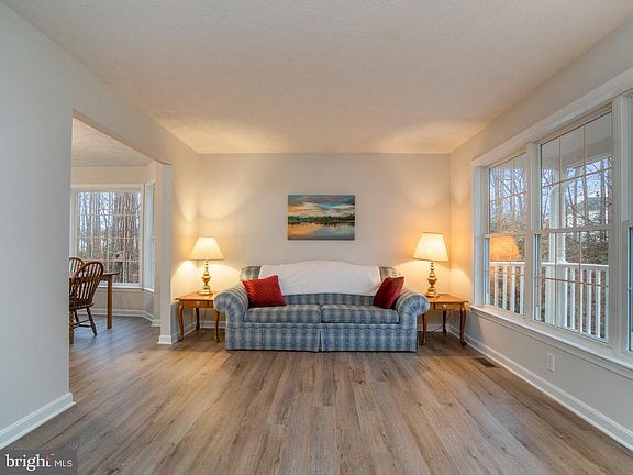 5th image of 6404 Summer Breeze Ct