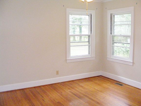 M. bedroom with huge closet