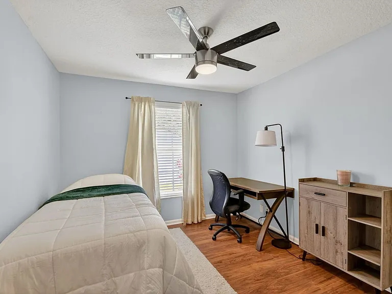 1080 Salmon Isle — Photo 19