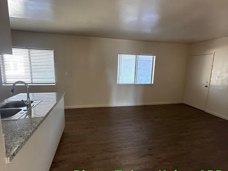 5110 Hunter Ave #10 — Photo 6