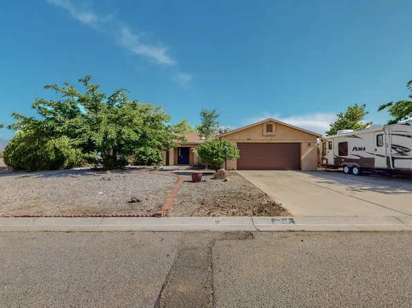 6258 Roadrunner Loop NE, Rio Rancho, NM 87144