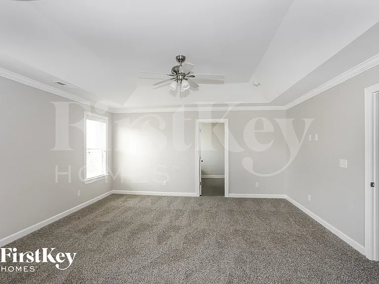 201 Jobe Dr — Photo 9