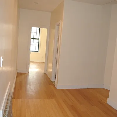 Rented by Nooklyn NYC LLC | media 52