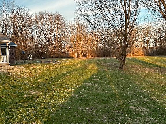 2nd image of 180 Etherton Ln