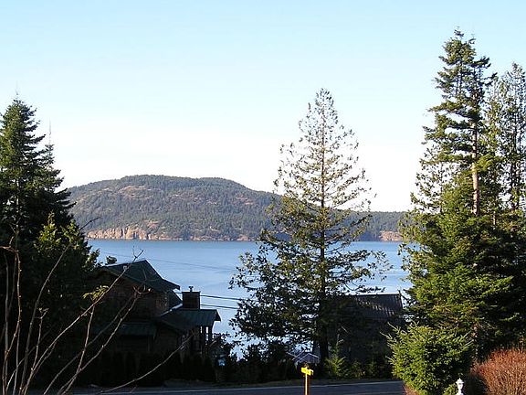 Views of Burrows Bay & Island