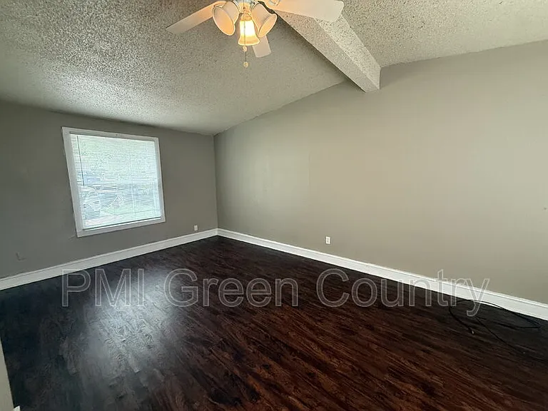 5513 N Johnstown Ave — Photo 5