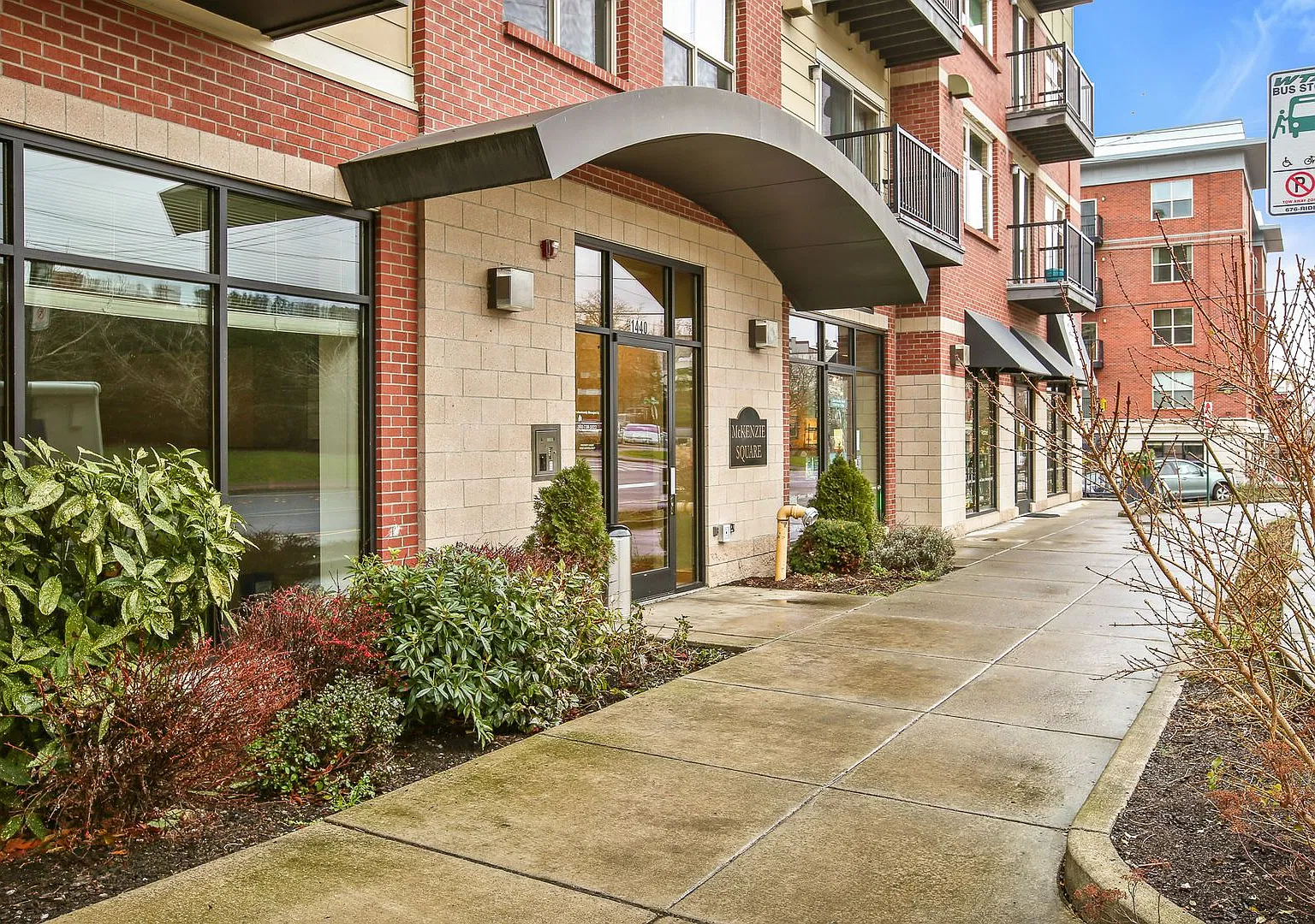 Mckenze Square Apartments — Photo 1