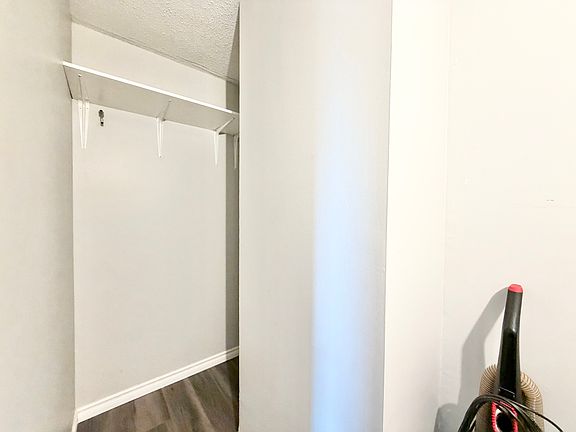 4th image of 600 Grenfell Dr #305