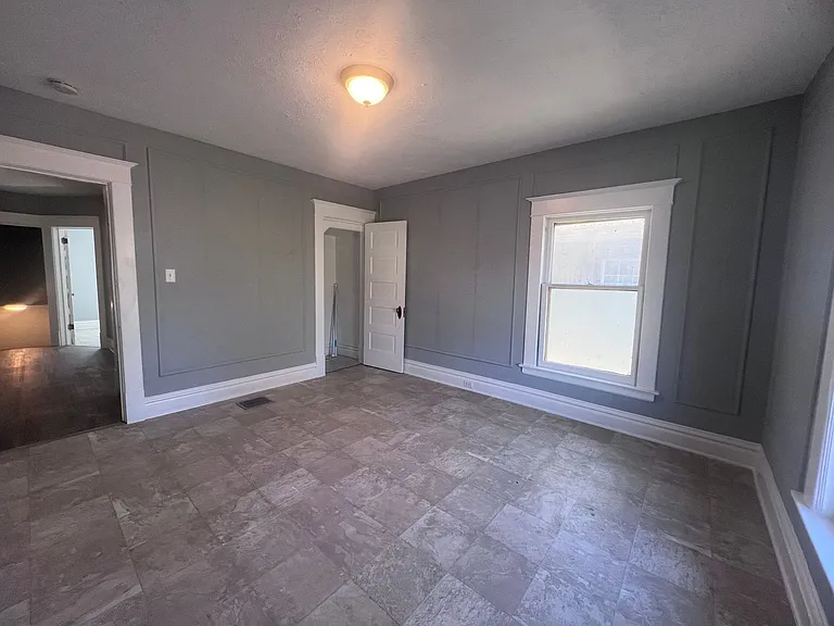 1242 Wealthy St SE — Photo 23