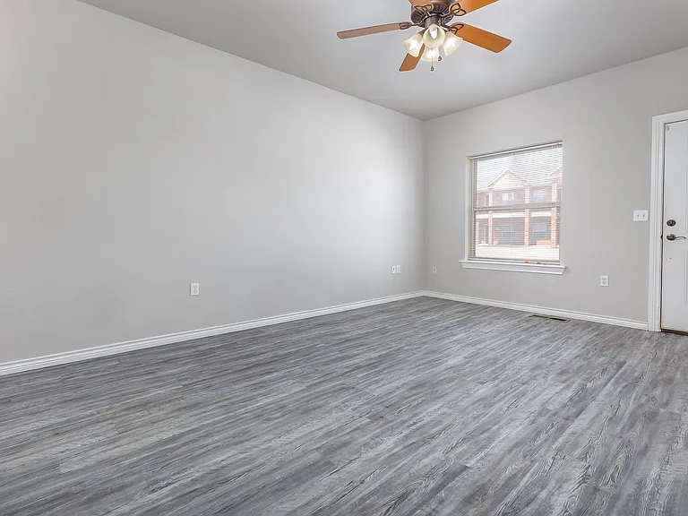 Walnut Creek Apartment Homes — Photo 6