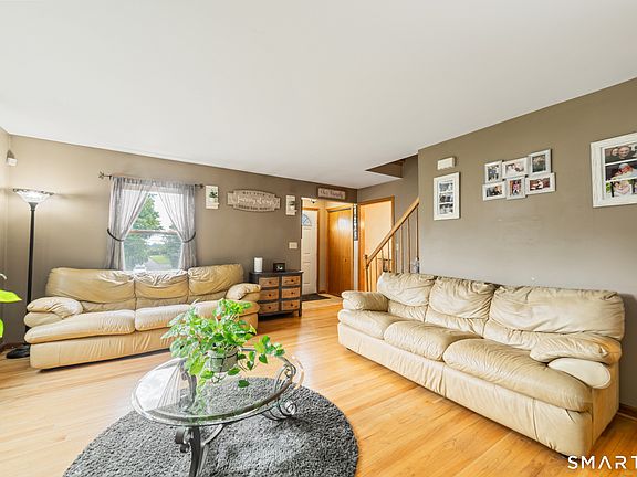 5th image of 39 Morris Avenue