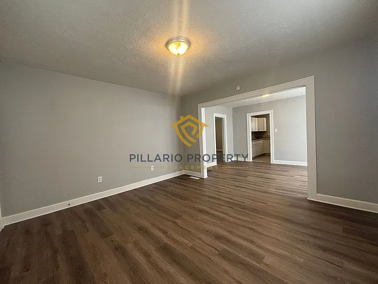 2815 Brookside Ave — Photo 15