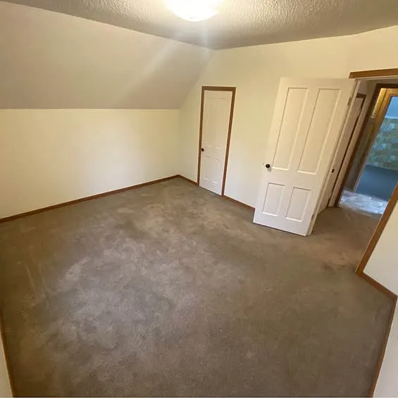 1 bed, 700 sqft, $1,100 — Photo 3