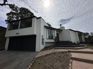 15180 Charter Oak Blvd, Salinas, CA 93907