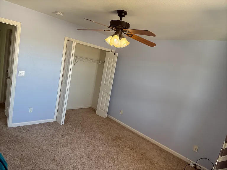 883 E Cholla Plz — Photo 4