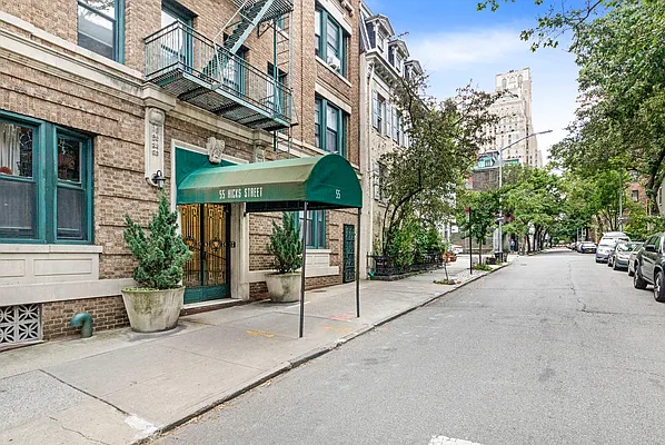 Sold by Compass | media 15