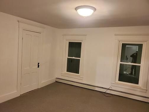 2nd image of 8 Bradbury St #2