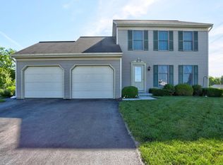 71 Shefford Dr, Elizabethtown, PA