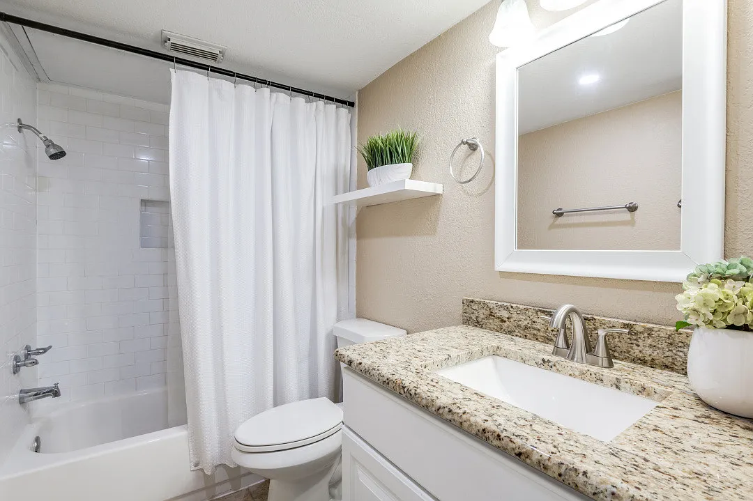 4 bed, 1556 sqft, $2,625 — Photo 3