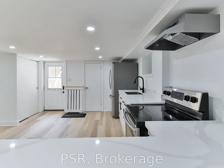 1224 Lansdowne Ave #LOWER — Photo 4