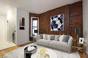 Rented by R New York