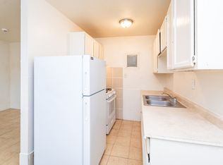 2570 Traction Ave, Sacramento, CA 95815