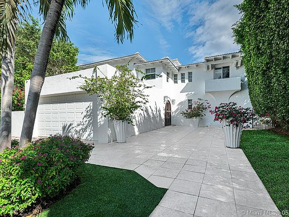 2nd image of 5523 La Gorce Dr
