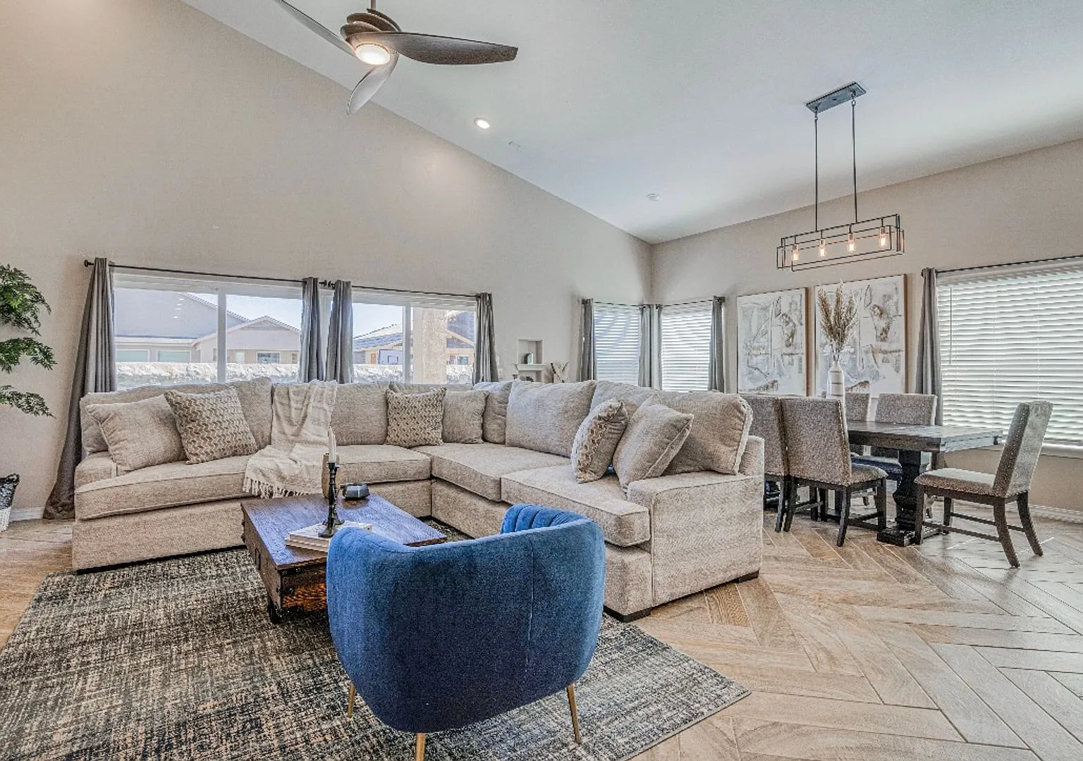 Eastside area for Short or Long Term Rental(Completely Furnished) Beautiful 4 bed/2.5 baths — Photo 1