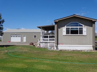 913 Ln 11 1/2, Powell, WY 82435