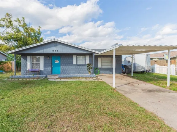 821 Walnut Dr, Seffner, FL 33584