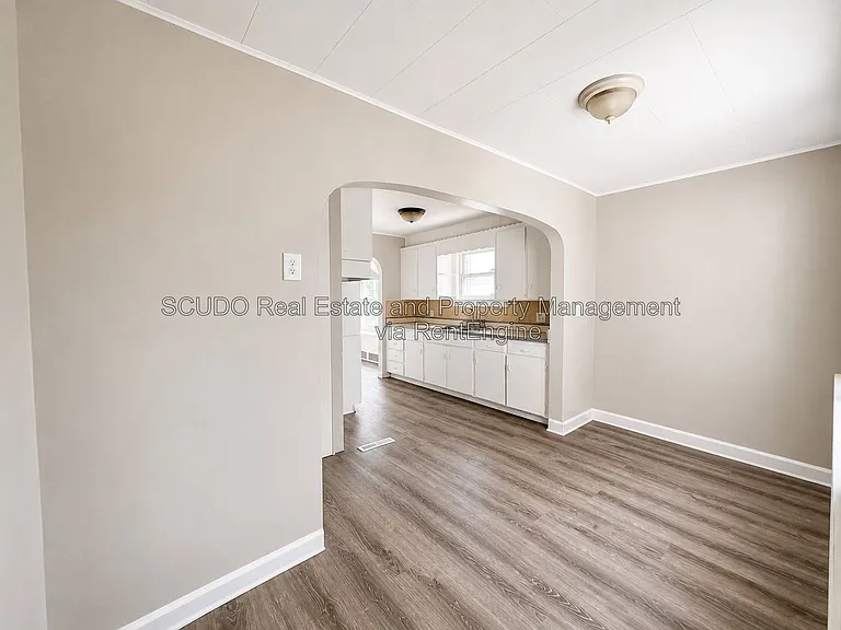 2723 Lathrop Ave — Photo 15