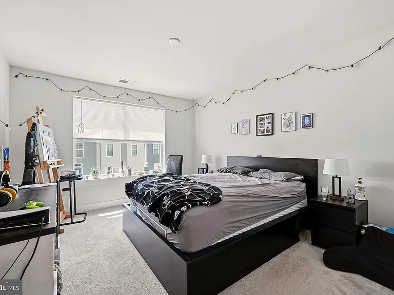 933 Anvil Ct — Photo 18