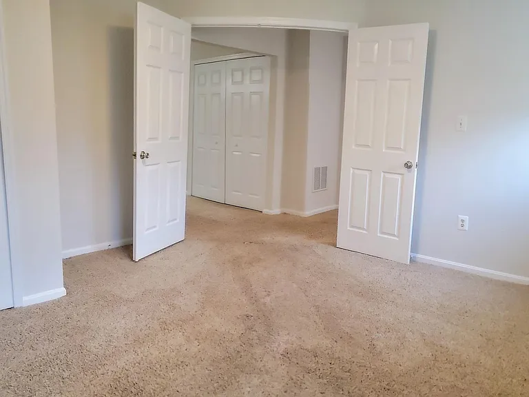 8949 Princeton Park Dr — Photo 18