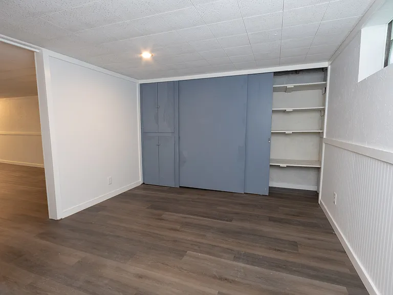 9046 Southview Ln — Photo 18