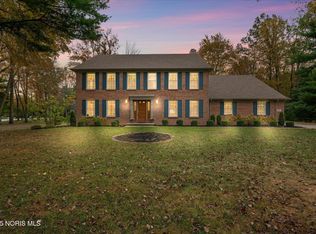 5901 Wildwood Ln, Whitehouse, OH 43571