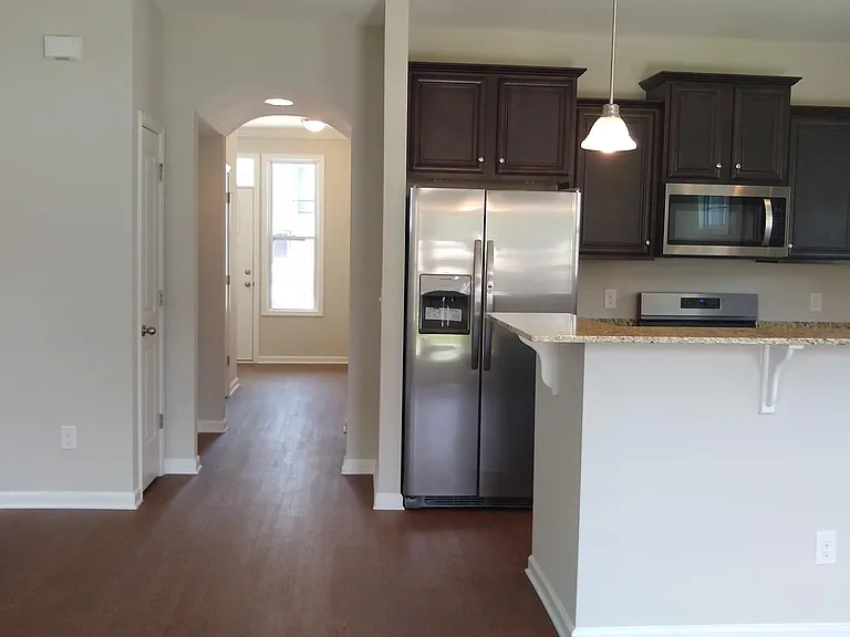 139 Wisley Garden Dr — Photo 2