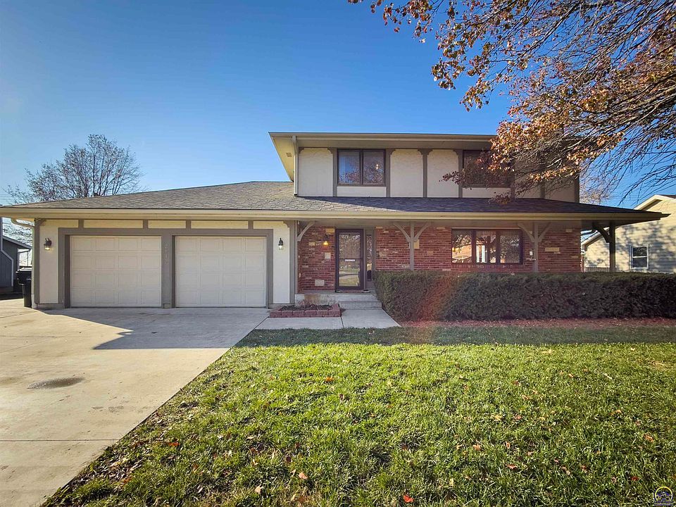 1st image of 2815 SE Lakeridge Ct