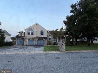 33 Brook Hollow Ave, Felton, PA 17322