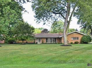7105 Stockport Dr, Lambertville, MI 48144