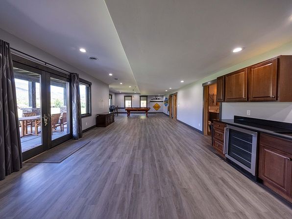 310 Black Bear Dr