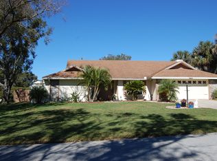 302 Kendall Dr, Winter Haven, FL 33884