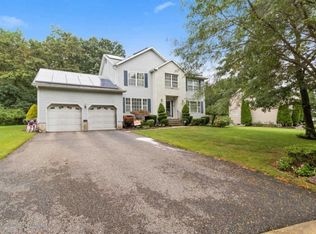 10 Hanna Dr, Lakewood, NJ 08701