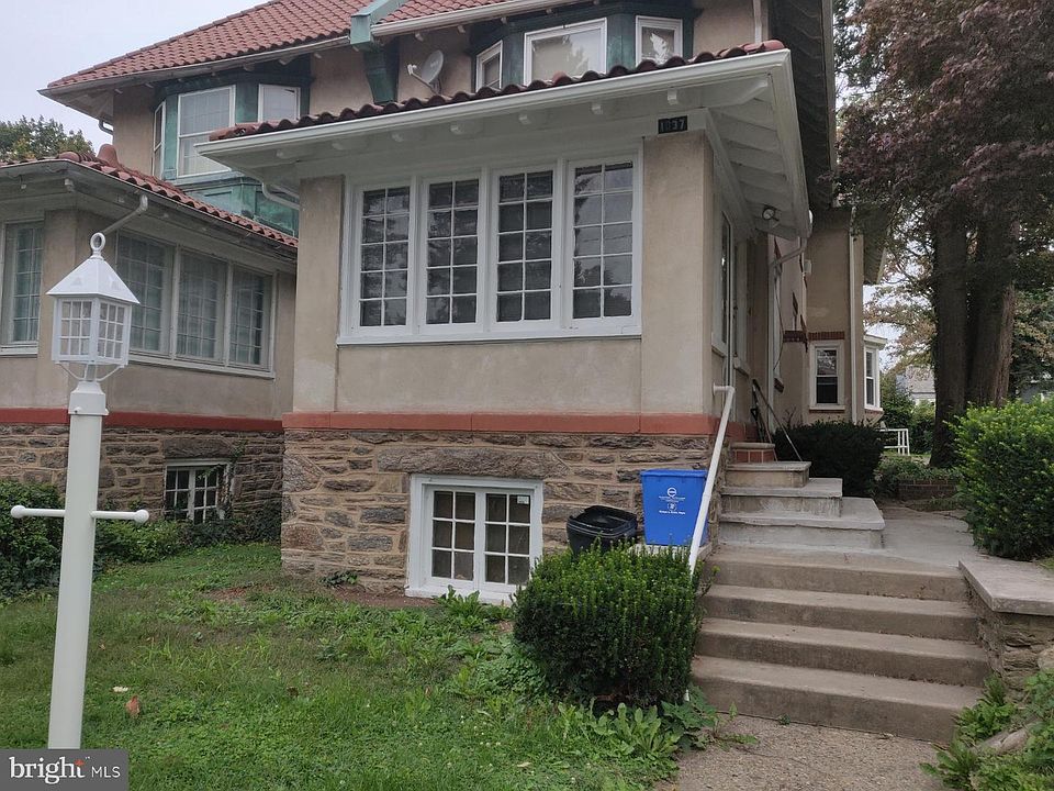 1st image of 1035 Oak Lane Ave