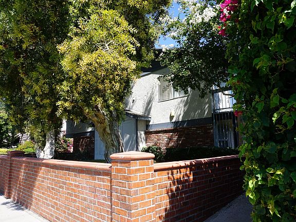 5th image of 18821 Hatteras St Unit 5