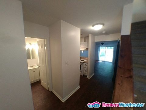 3rd image of 28 Roffman Pl