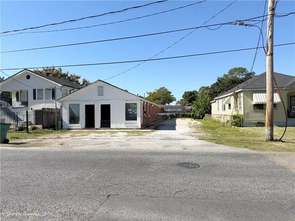 726 Labarre Rd, Jefferson, LA 70121